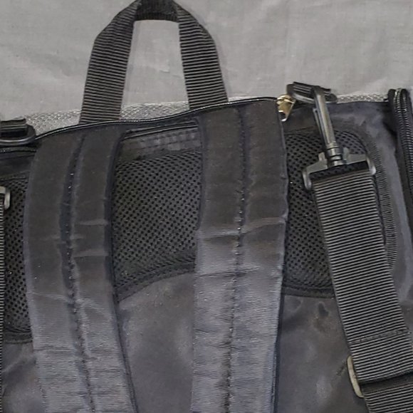 RUNNING ROOM unique backpack - Picture 4 of 12